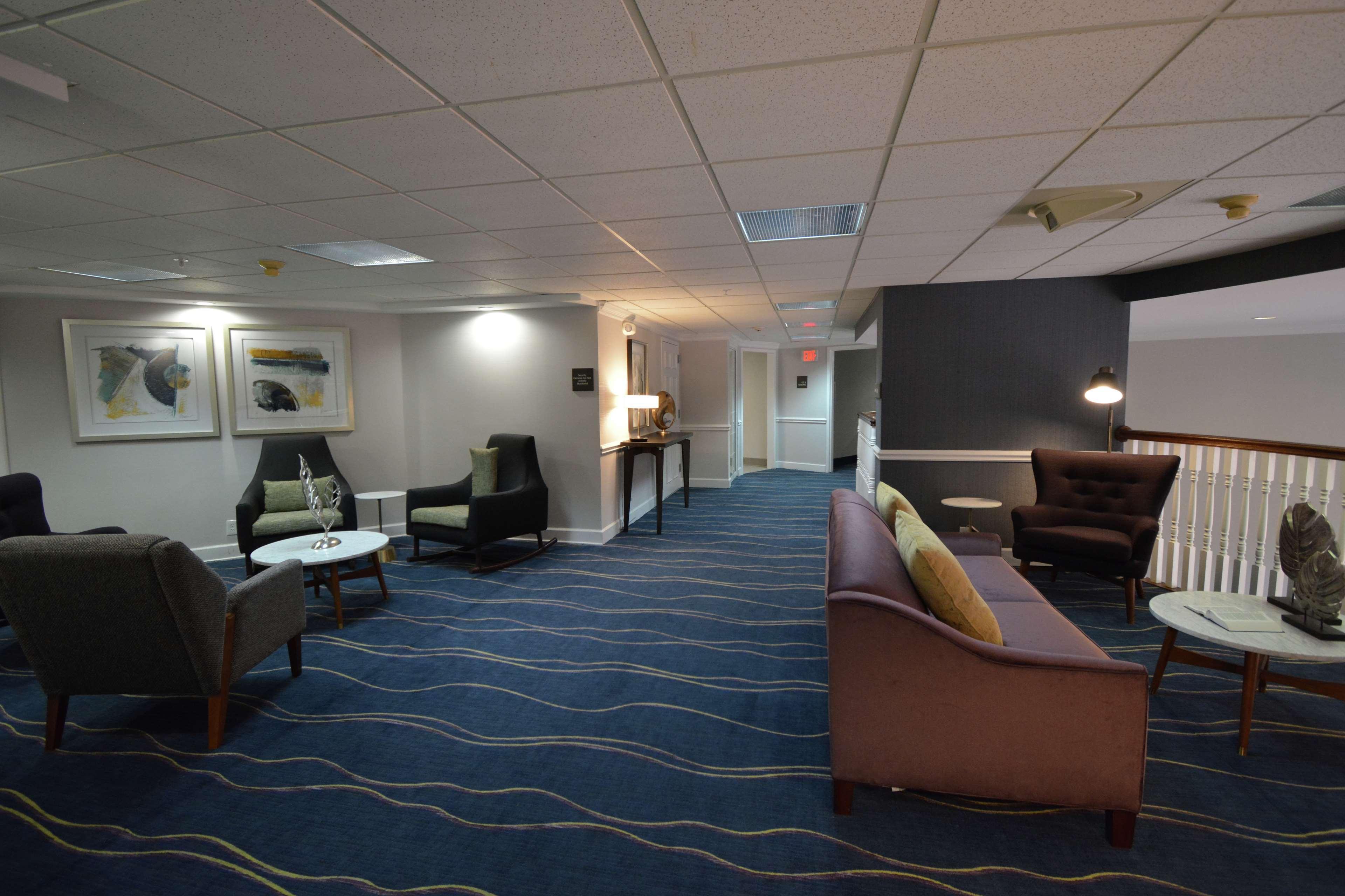 Hampton Inn Salem East - Electric Road Екстериор снимка